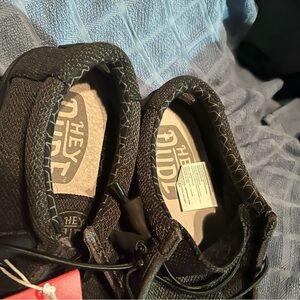 Hey Dude Men's casual shoes.